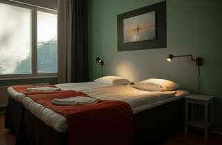 Отель Strandnäs Hotell Мариехамн Стандартный двухместный номер с 2 отдельными кроватями-11